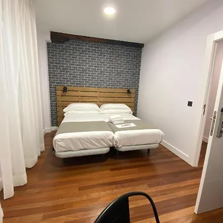 Casual Mardones Vendégház Bilbao