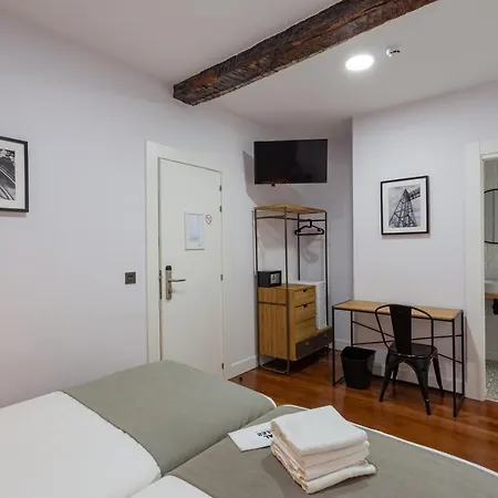 Casual Mardones Vendégház 5*