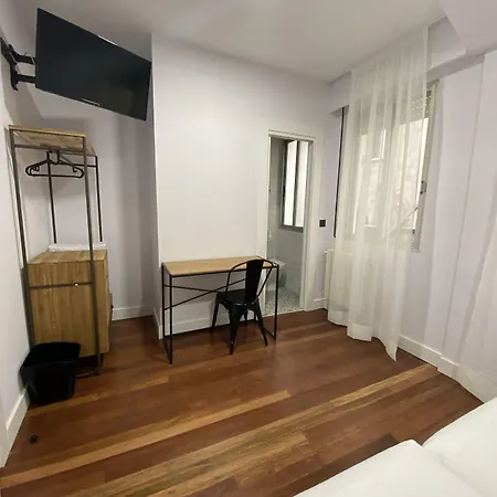 Casual Mardones Pensjonat 3*