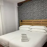 Casual Mardones Gasthof Bilbao